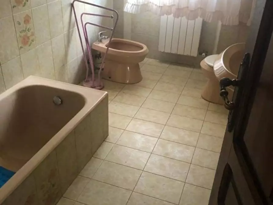 Immagine 14 di Appartamento in vendita  a Carrara