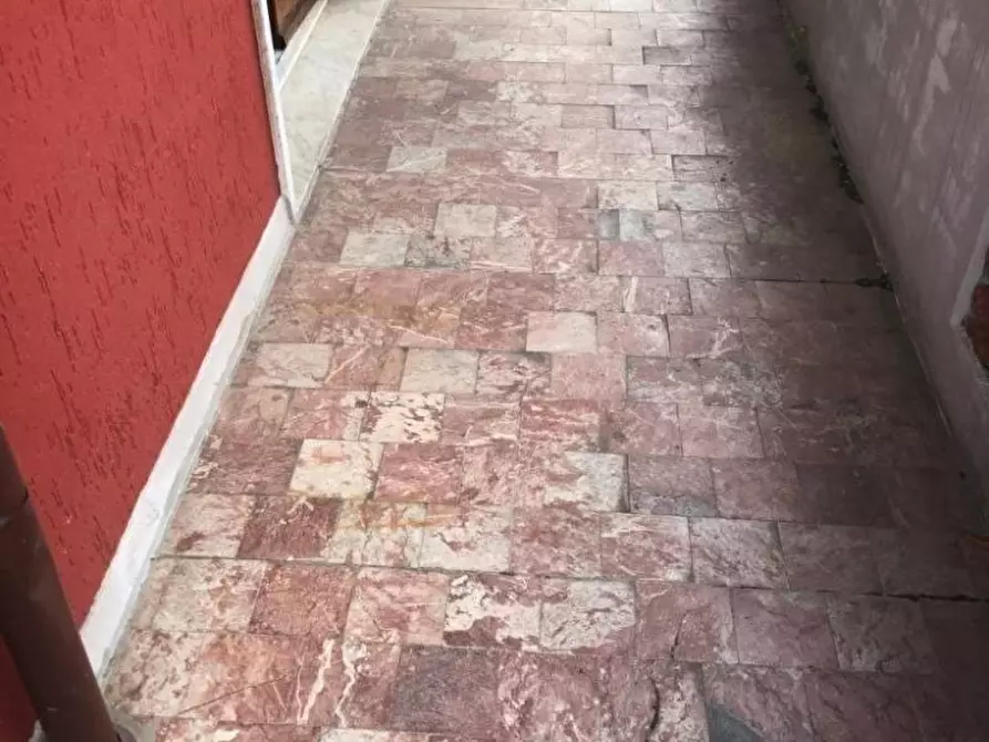 Immagine 17 di Appartamento in vendita  a Carrara