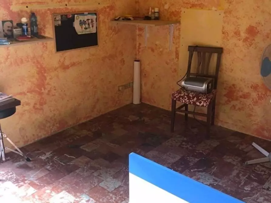 Immagine 6 di Appartamento in vendita  a Carrara