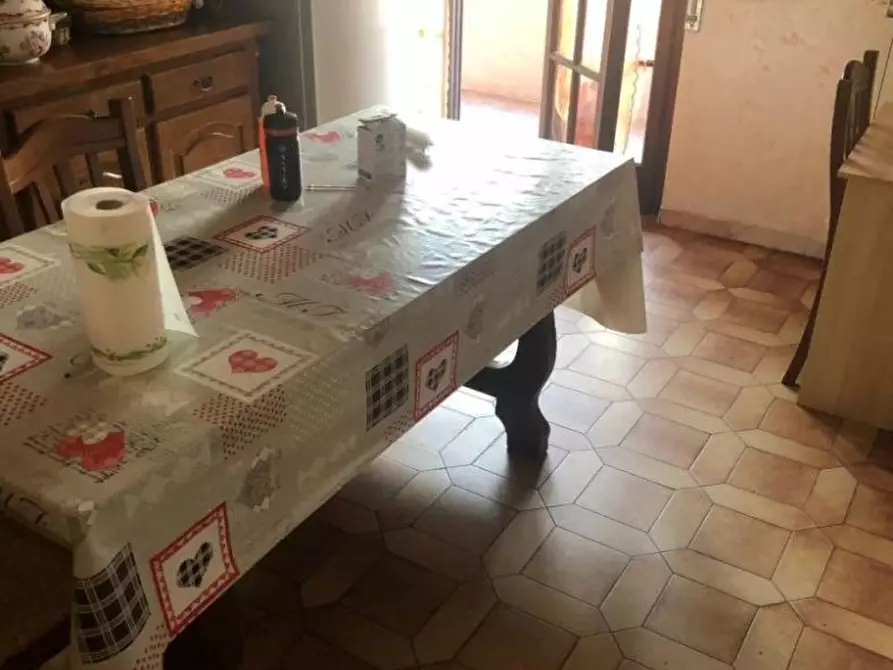 Immagine 5 di Appartamento in vendita  a Carrara