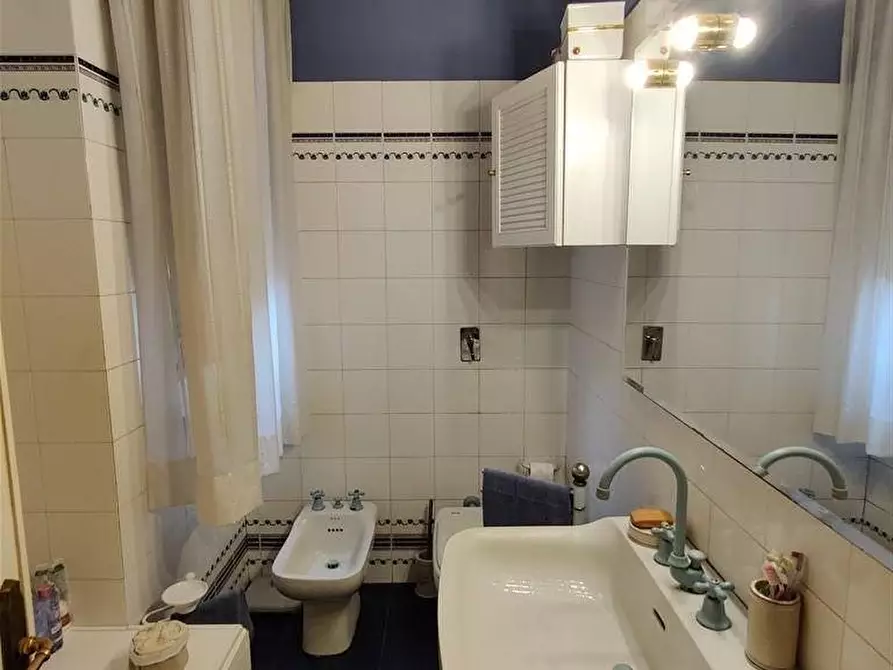 Immagine 15 di Appartamento in vendita  a Massa