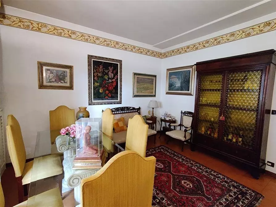 Immagine 5 di Appartamento in vendita  a Massa