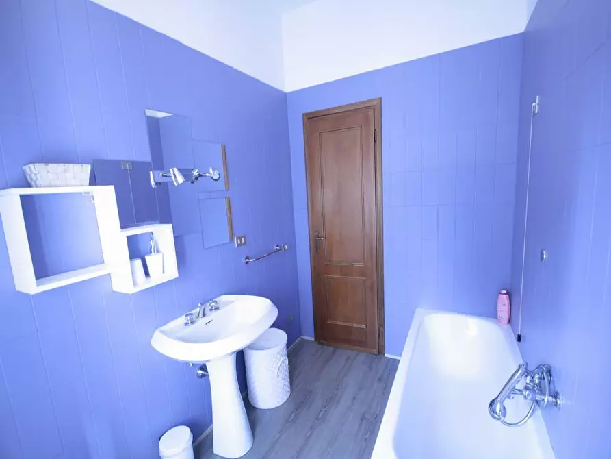 Immagine 17 di Appartamento in affitto  a Capannori