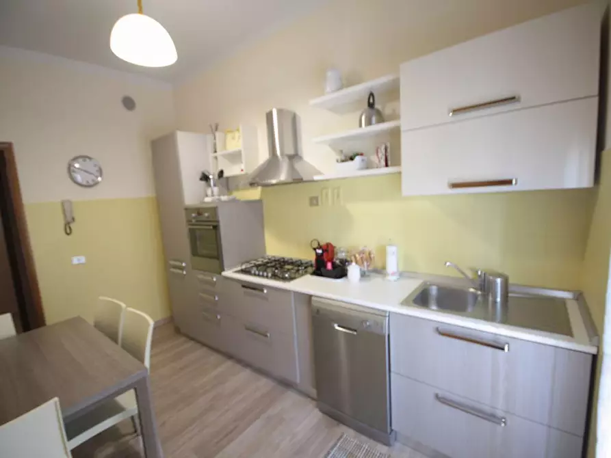 Immagine 23 di Appartamento in affitto  a Capannori