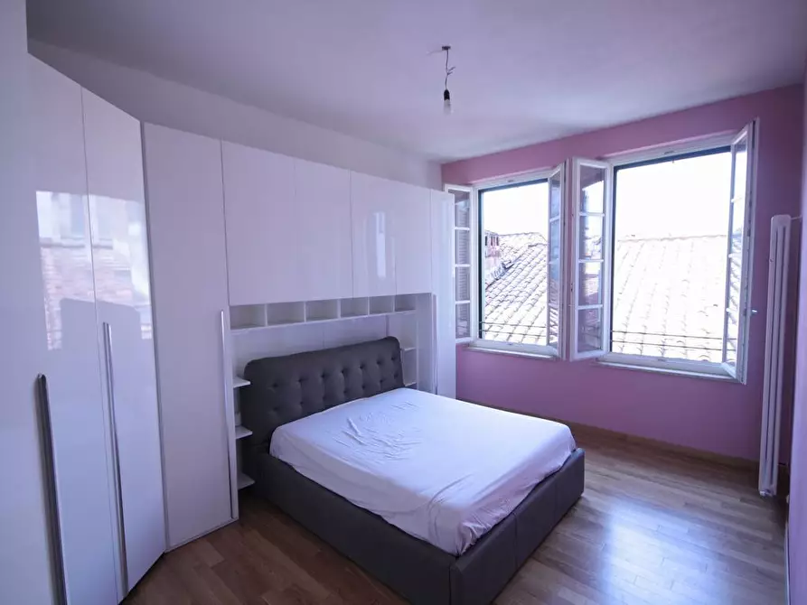 Immagine 14 di Appartamento in vendita  a Lucca