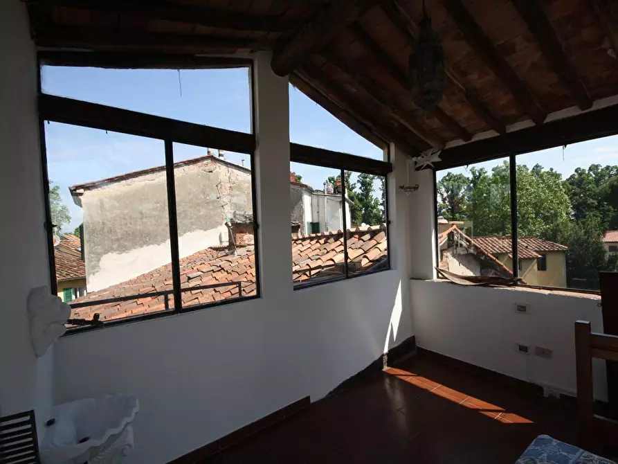Immagine 30 di Appartamento in affitto  a Lucca