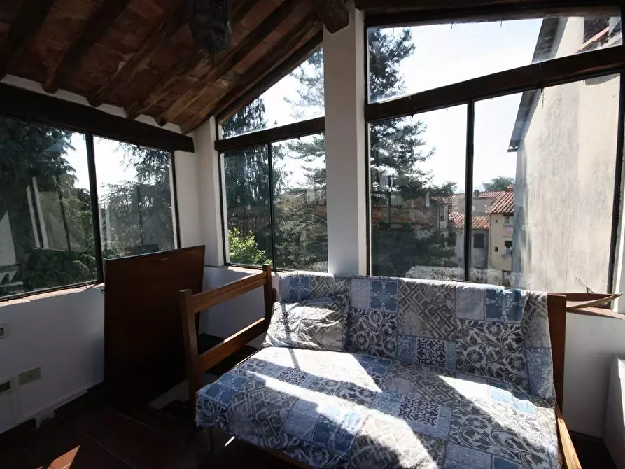 Immagine 14 di Appartamento in affitto  a Lucca