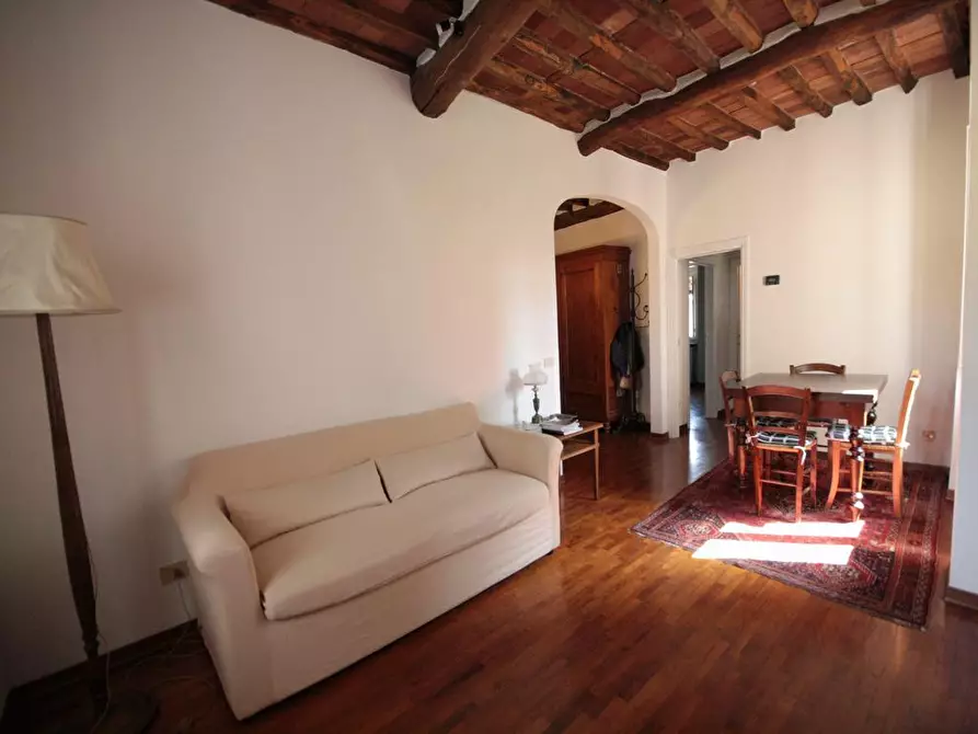 Immagine 15 di Appartamento in affitto  a Lucca