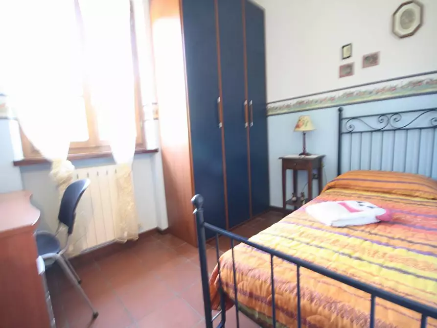 Immagine 17 di Appartamento in affitto  a Capannori