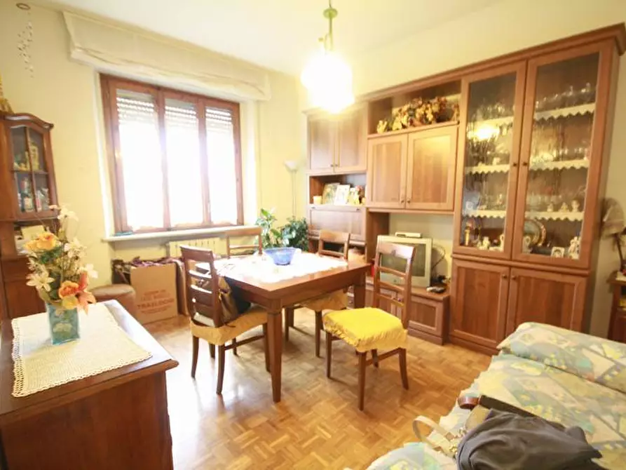 Immagine 3 di Appartamento in affitto  a Lucca