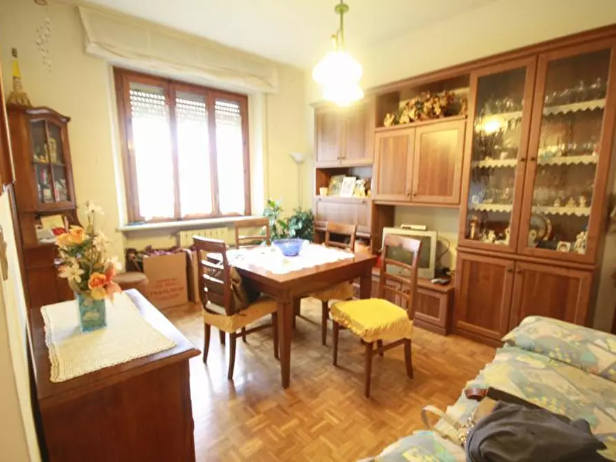 Immagine 7 di Appartamento in affitto  a Lucca