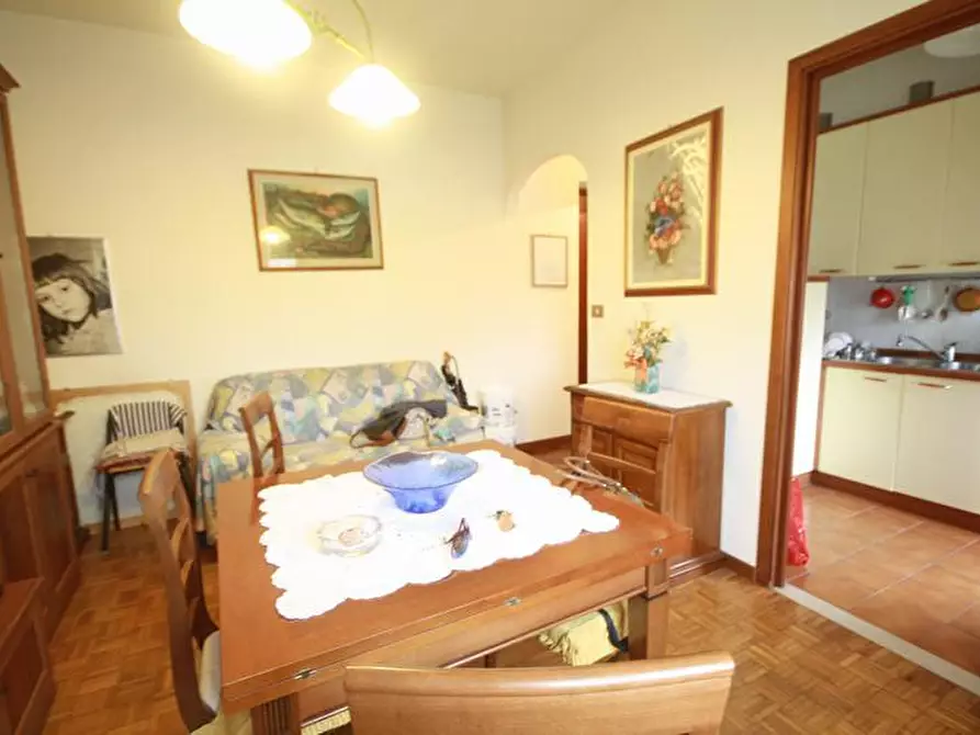 Immagine 1 di Appartamento in affitto  a Lucca