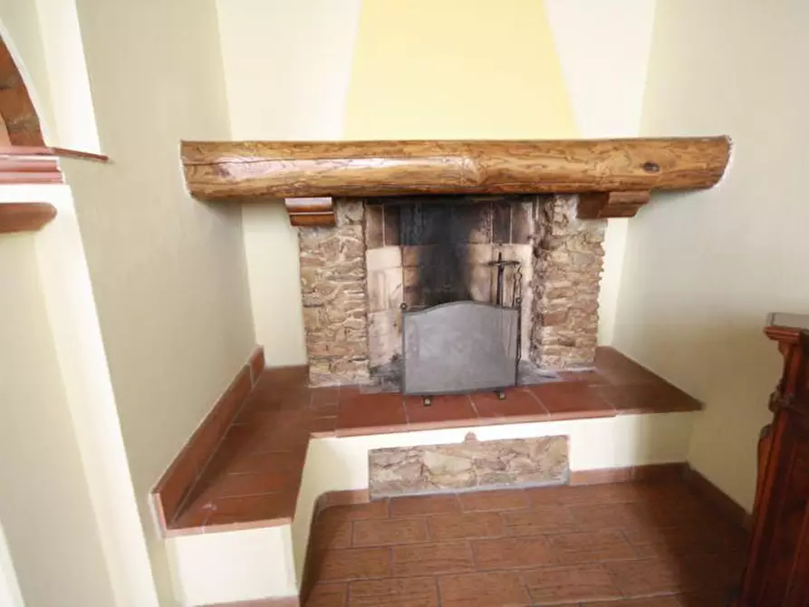 Immagine 6 di Appartamento in affitto  a Lucca