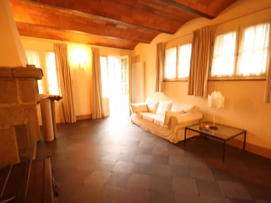 Immagine 7 di Appartamento in affitto  a Lucca