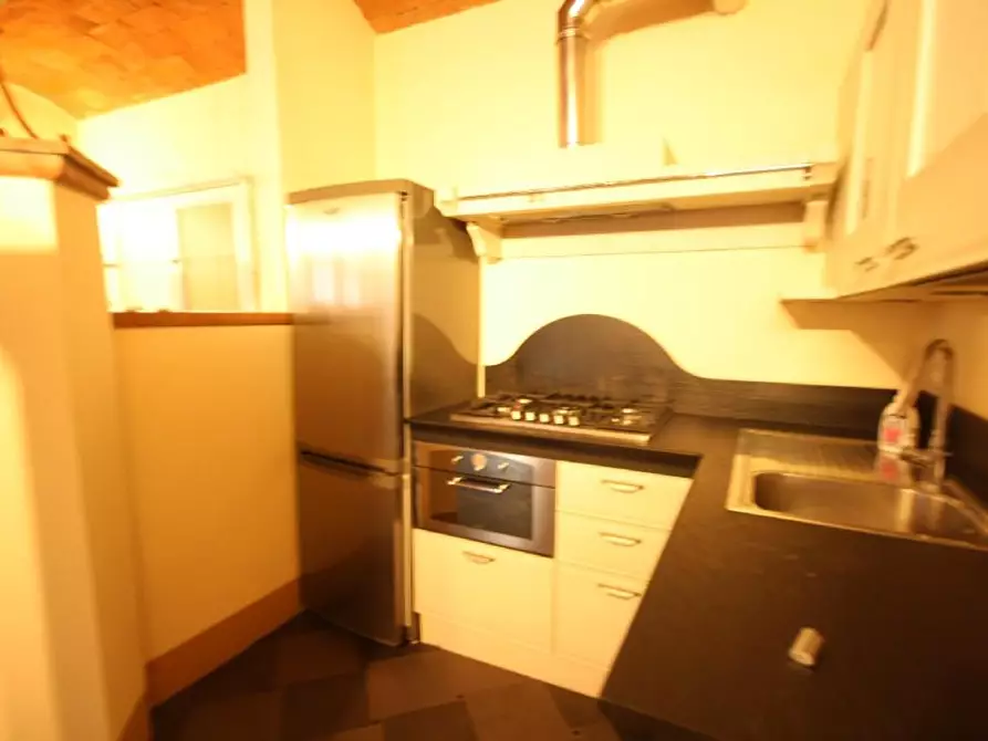 Immagine 19 di Appartamento in affitto  a Lucca