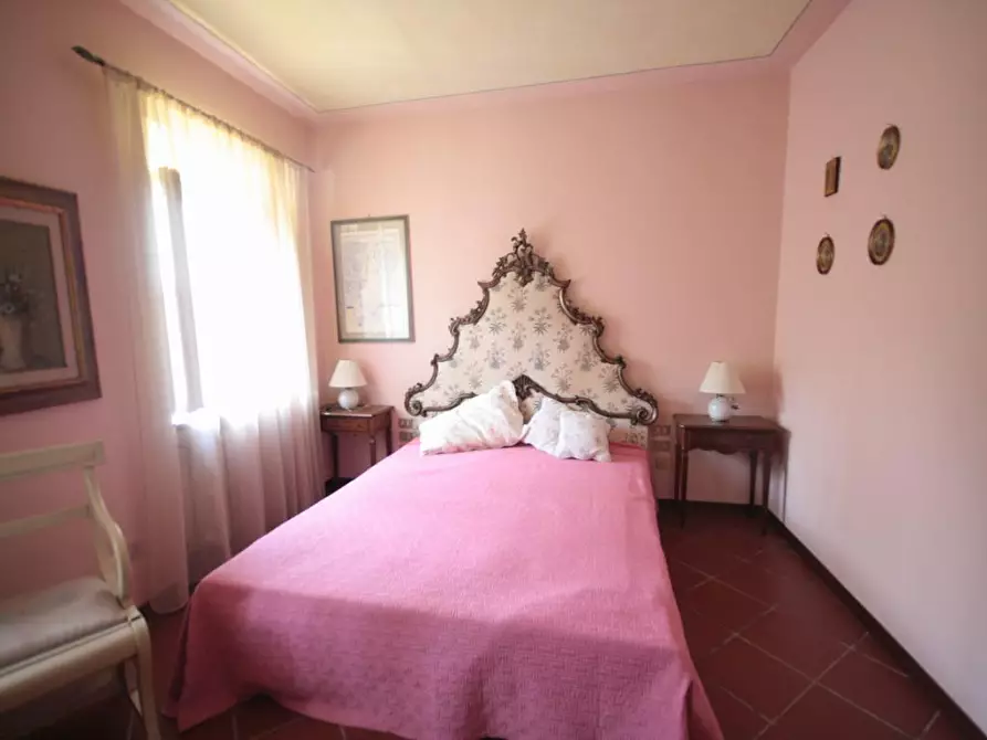 Immagine 15 di Appartamento in affitto  a Lucca