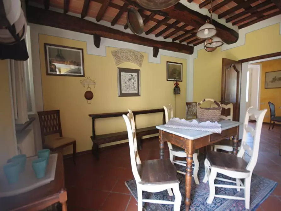 Immagine 10 di Appartamento in affitto  a Lucca