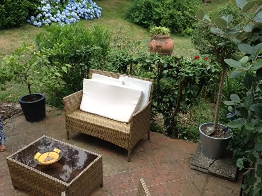 Immagine 4 di Appartamento in affitto  a Lucca