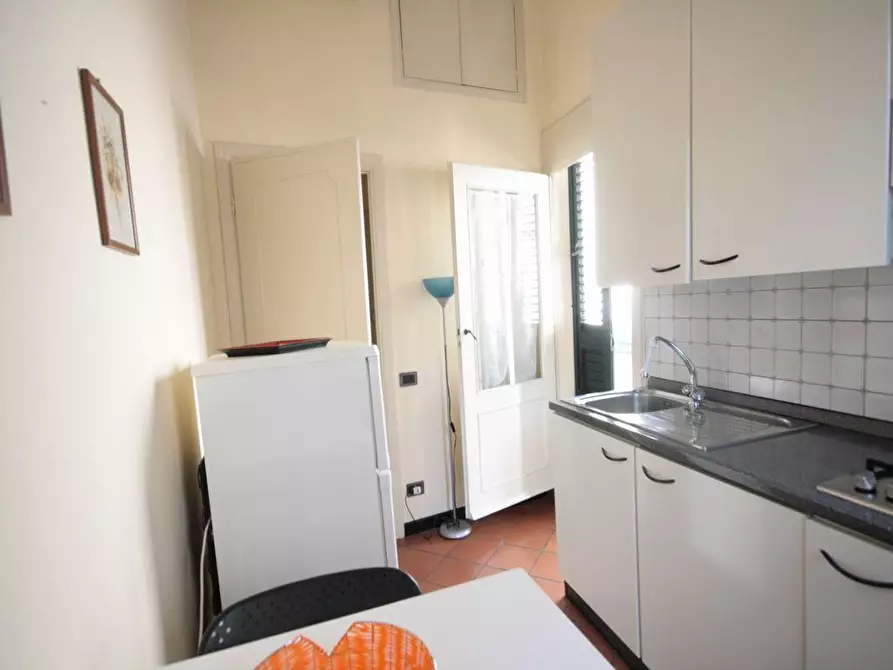 Immagine 10 di Appartamento in affitto  a Lucca