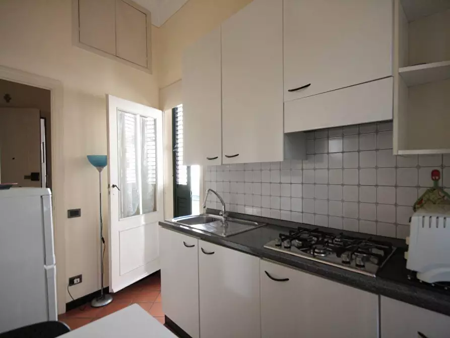 Immagine 16 di Appartamento in affitto  a Lucca