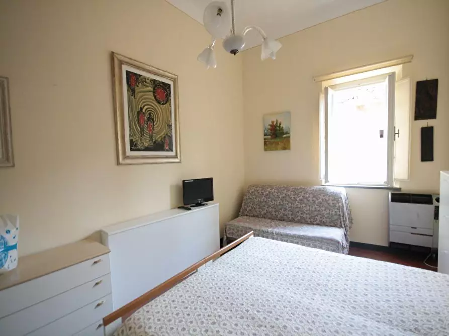 Immagine 5 di Appartamento in affitto  a Lucca