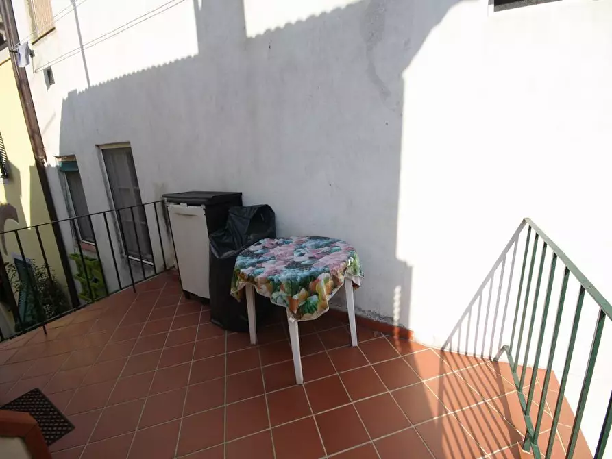 Immagine 3 di Appartamento in affitto  a Lucca