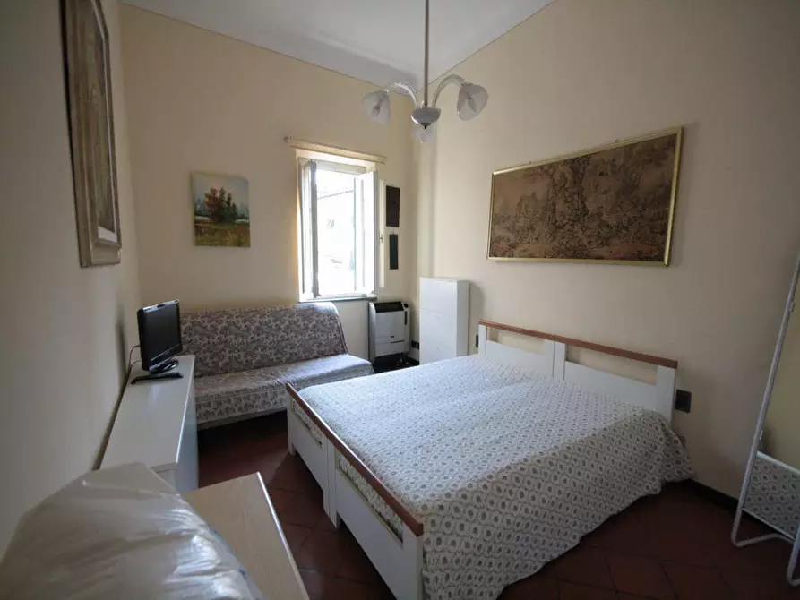 Immagine 7 di Appartamento in affitto  a Lucca