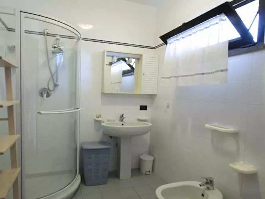 Immagine 20 di Appartamento in affitto  a Lucca