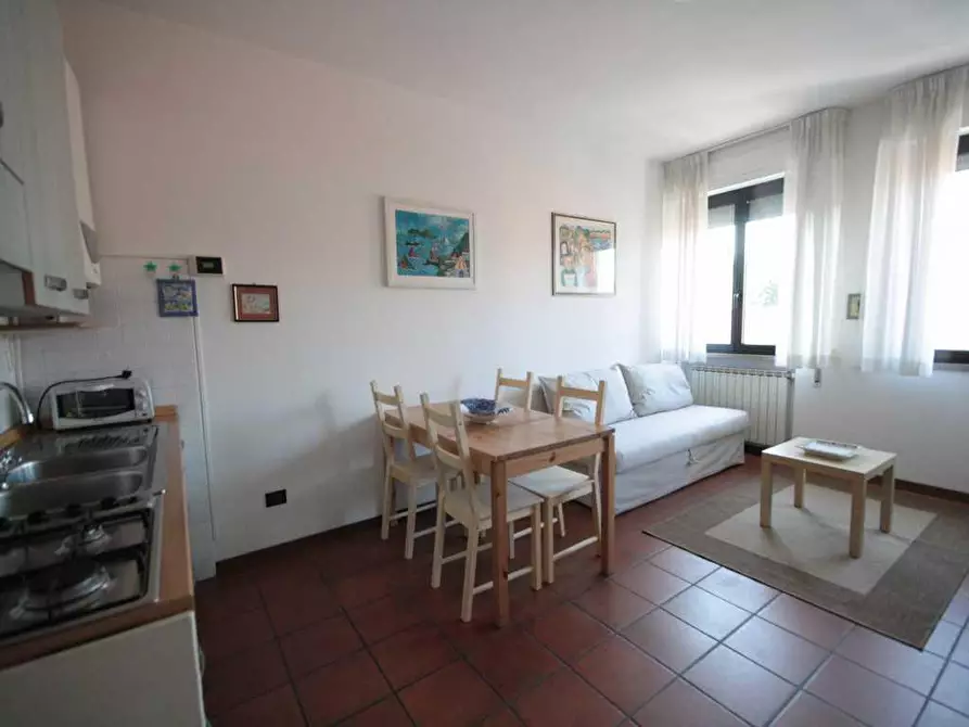 Immagine 2 di Appartamento in affitto  a Lucca