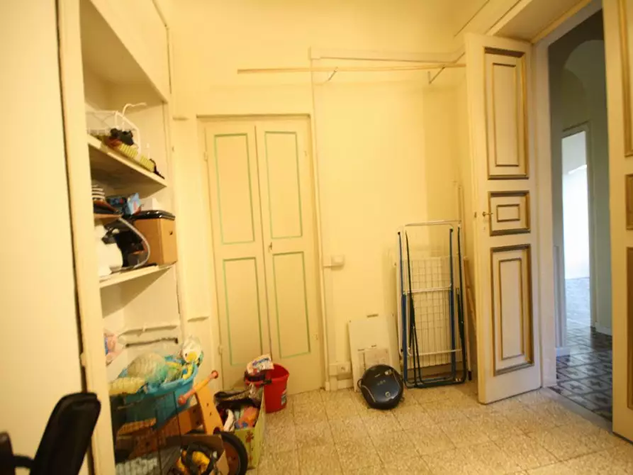 Immagine 19 di Appartamento in affitto  a Lucca