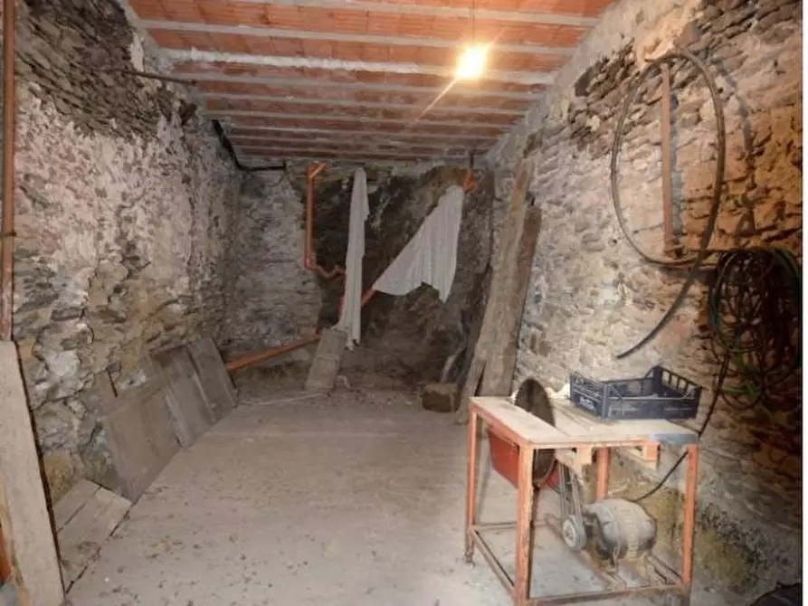 Immagine 17 di Porzione di casa in vendita  a Levanto