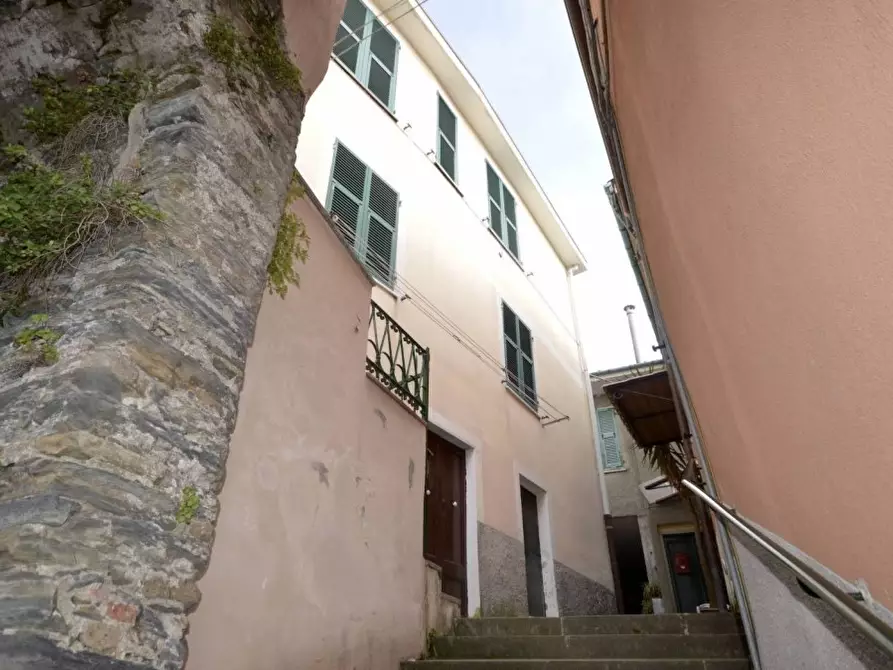 Immagine 3 di Porzione di casa in vendita  a Levanto