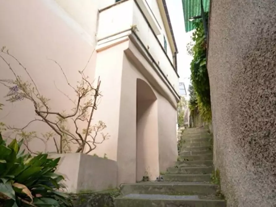 Immagine 4 di Porzione di casa in vendita  a Levanto