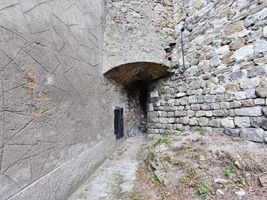 Immagine 8 di Rustico / casale in vendita  a Aulla