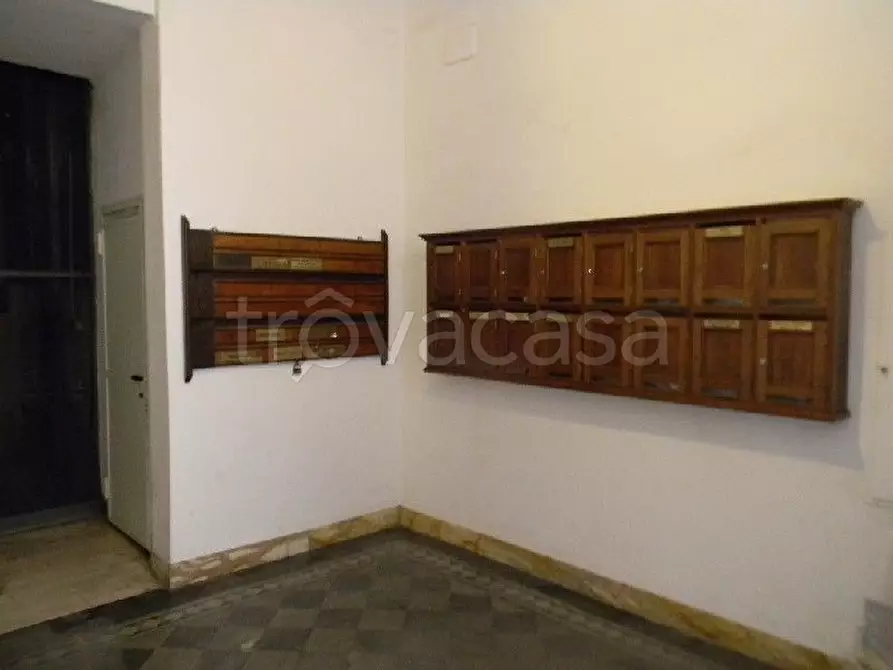 Immagine 13 di Appartamento in vendita  a Siena