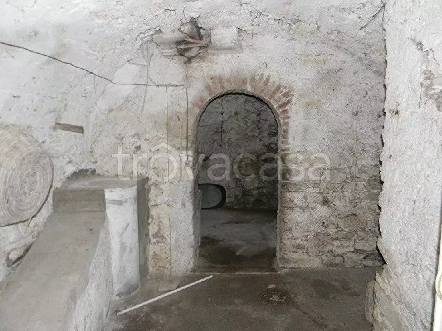 Immagine 9 di Appartamento in vendita  a Fivizzano