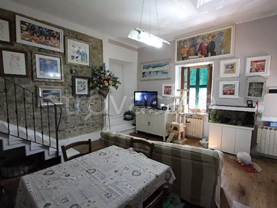 Immagine 13 di Appartamento in vendita  a Aulla