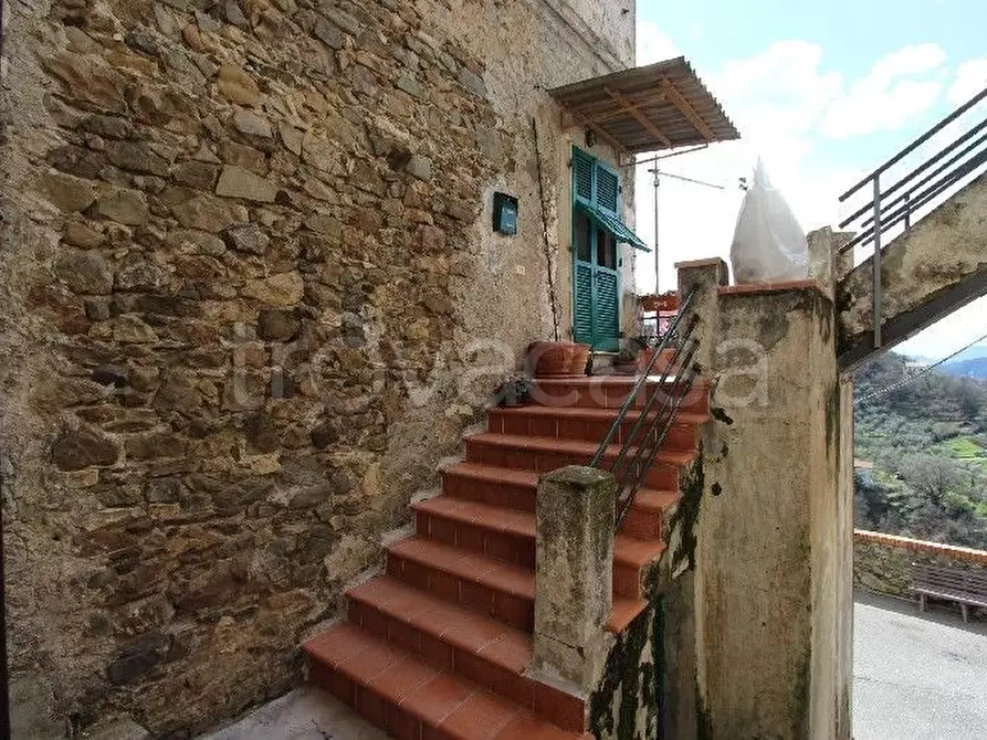 Immagine 18 di Appartamento in vendita  a Aulla