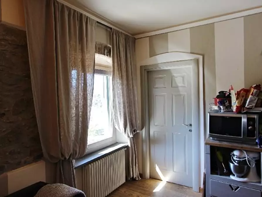 Immagine 13 di Appartamento in vendita  a Aulla