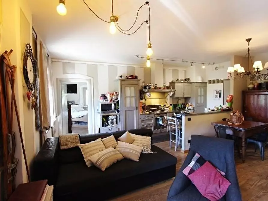 Immagine 5 di Appartamento in vendita  a Aulla