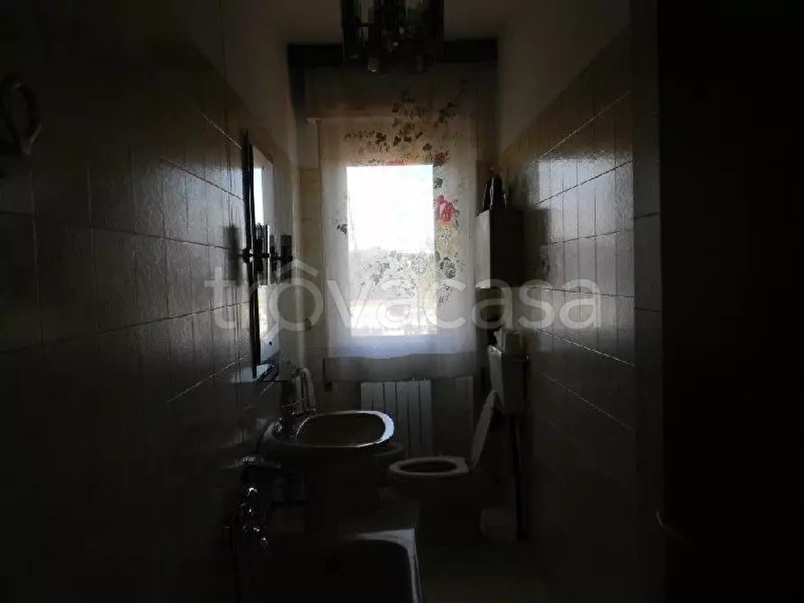 Immagine 8 di Mansarda in vendita  a Carrara