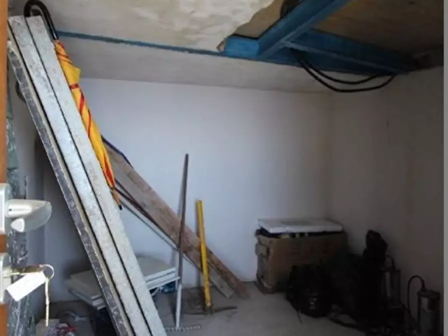 Immagine 8 di Rustico / casale in vendita  a La Spezia