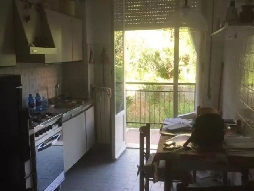 Immagine 11 di Appartamento in vendita  a La Spezia