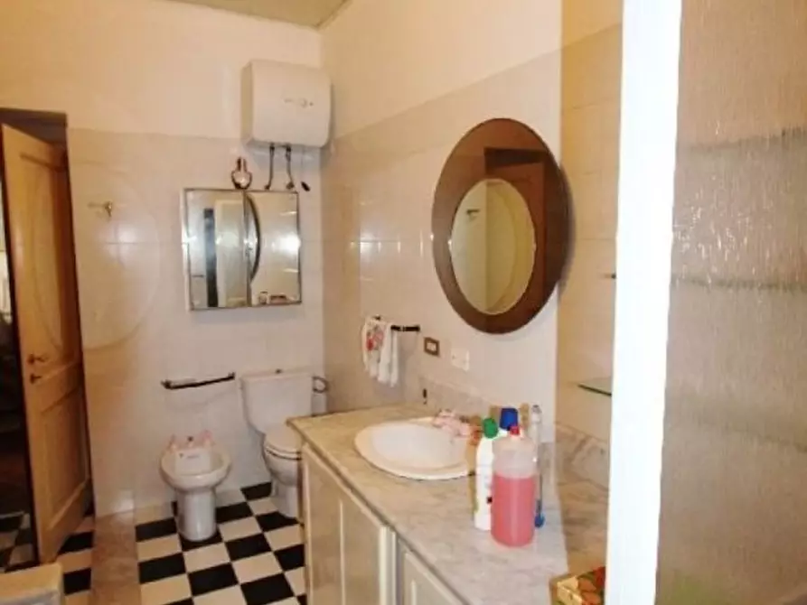 Immagine 10 di Appartamento in vendita  a Vernazza