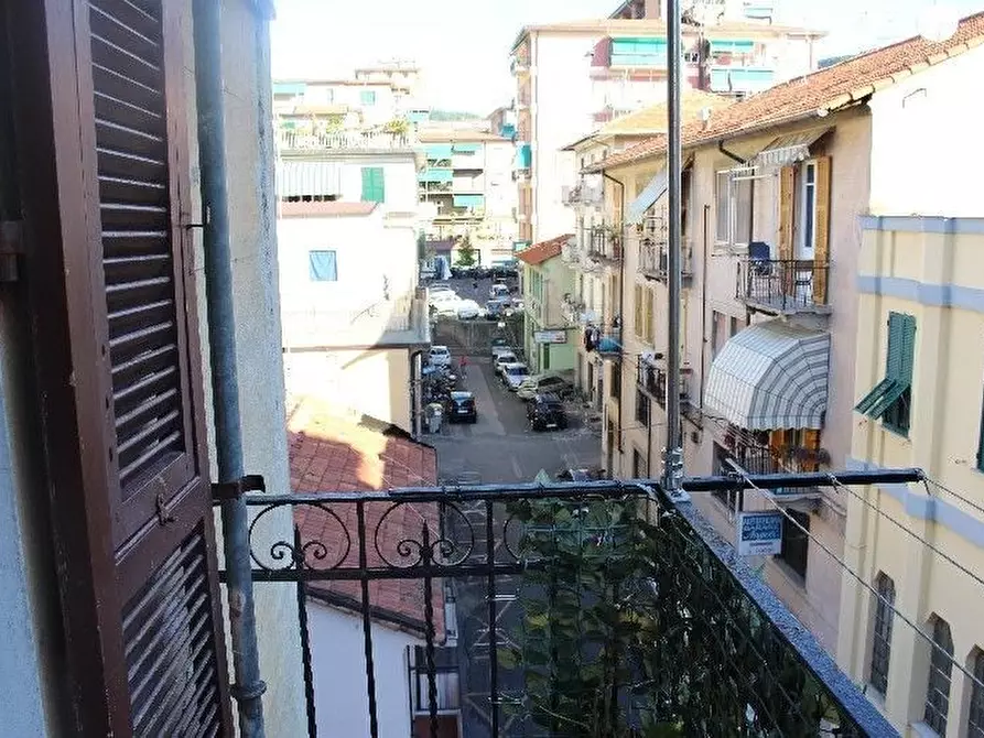 Immagine 4 di Appartamento in vendita  a La Spezia