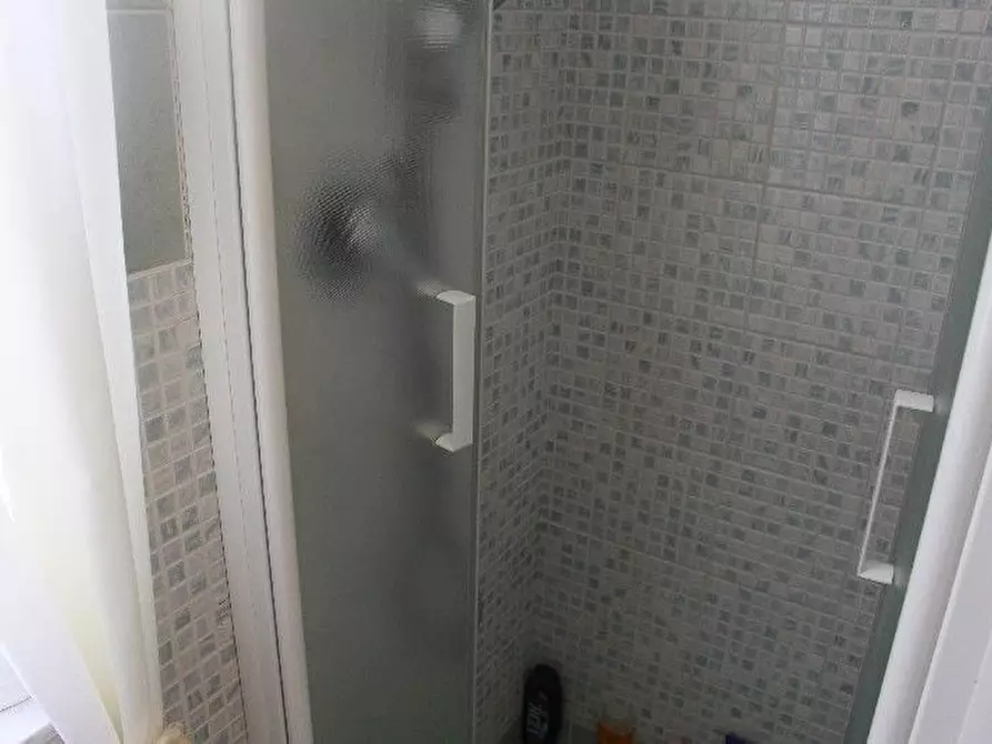 Immagine 8 di Appartamento in vendita  a La Spezia