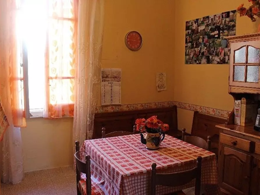 Immagine 13 di Appartamento in vendita  a La Spezia