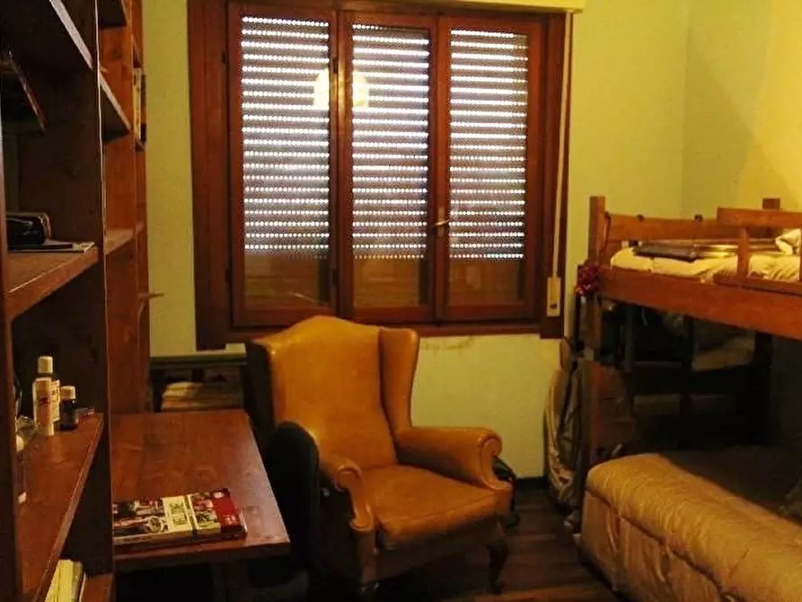 Immagine 10 di Appartamento in vendita  a La Spezia