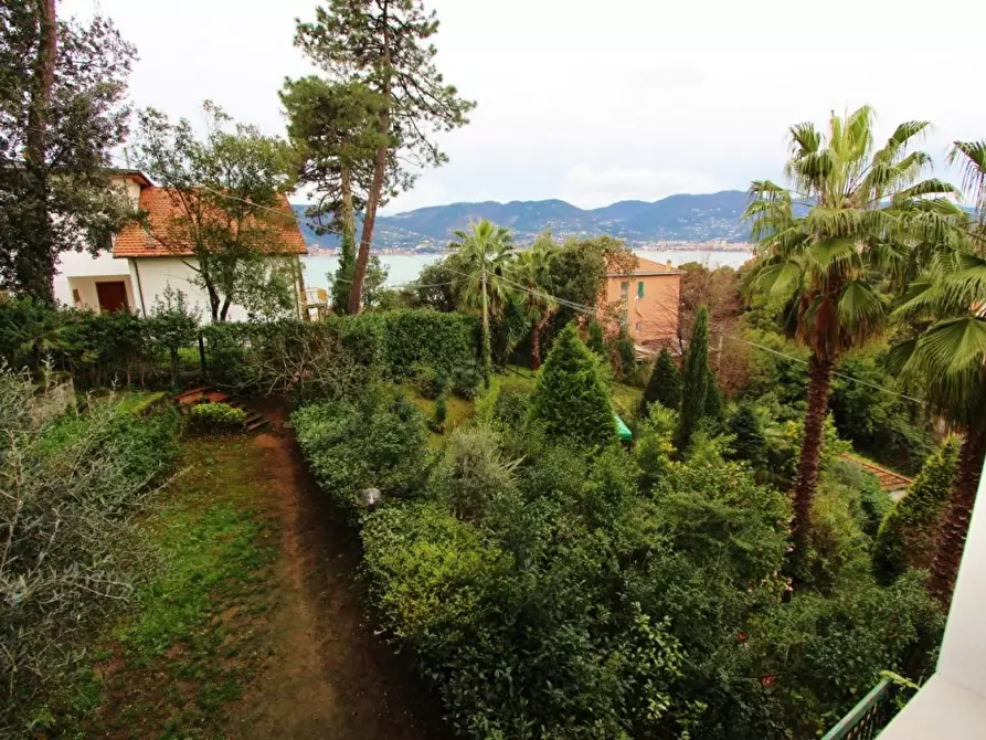 Immagine 12 di Appartamento in vendita  a La Spezia