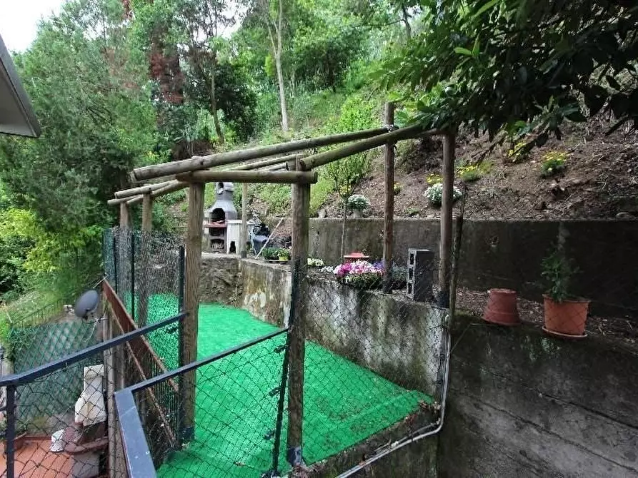 Immagine 11 di Appartamento in vendita  a La Spezia